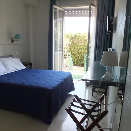 Hotel Il Guscio 3*
